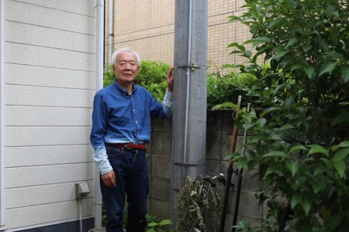 自家用の電柱を立てる日本のオーディオマニアたち